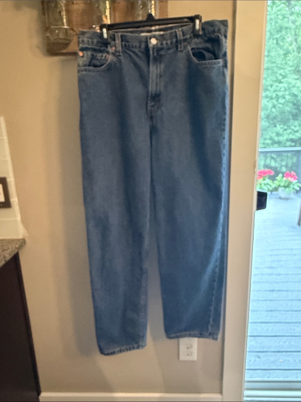 Levi's 560 Comfort Fit Men's Straight Medium Blue Denim Jeans